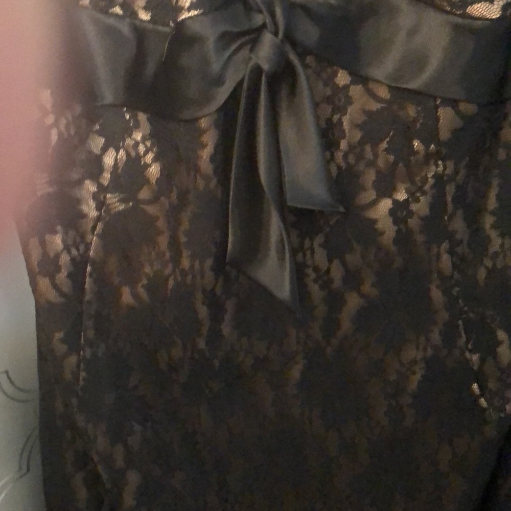 Julian Taylor black lace Nude lined halter top dress size 14 back slit NWT - Picture 6 of 16
